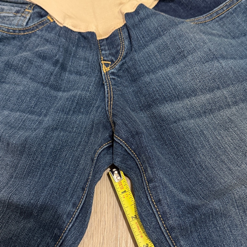 New! NWT! Old navy maternity boot cut jeans - Picture 9 of 10